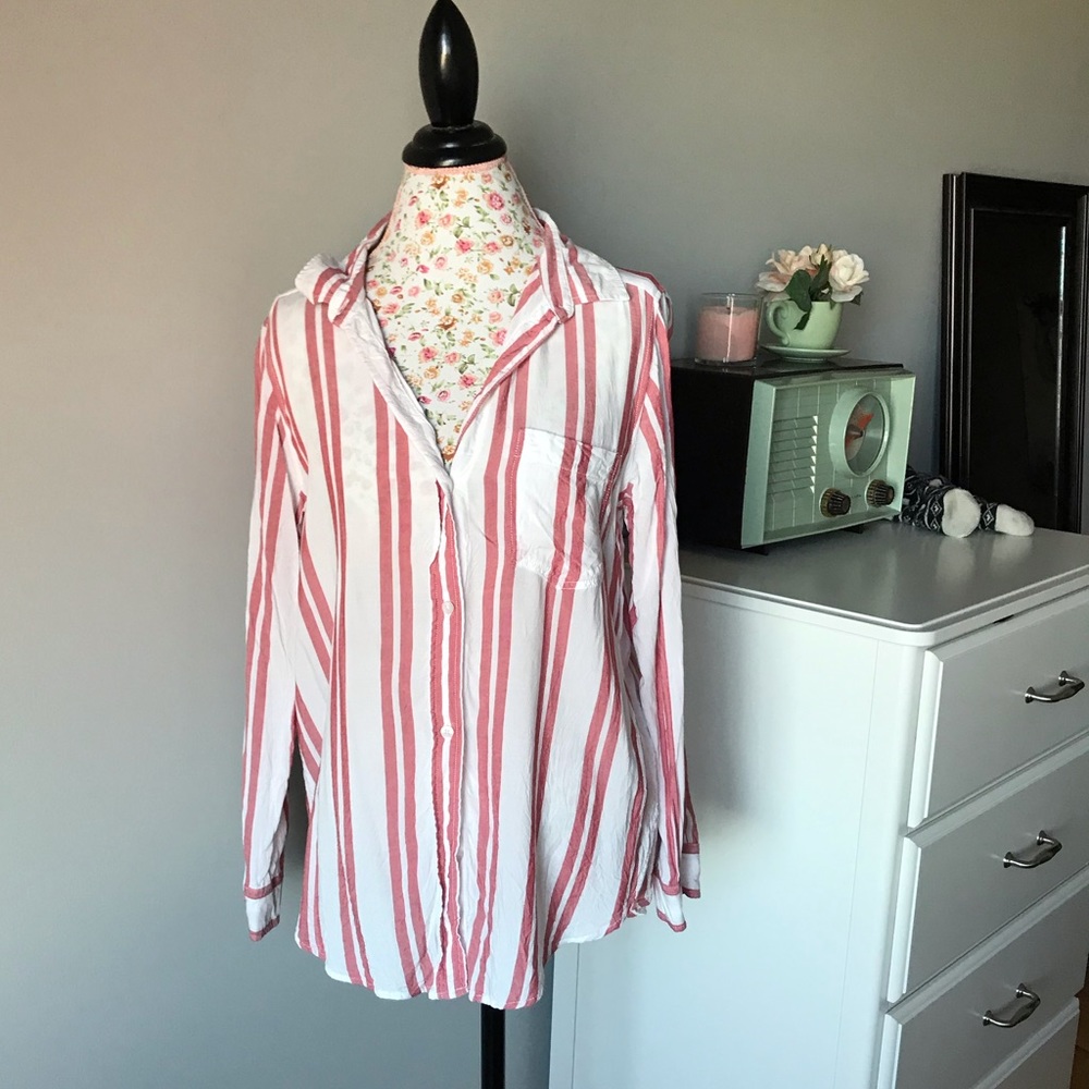 American Eagle Button Up Blouse